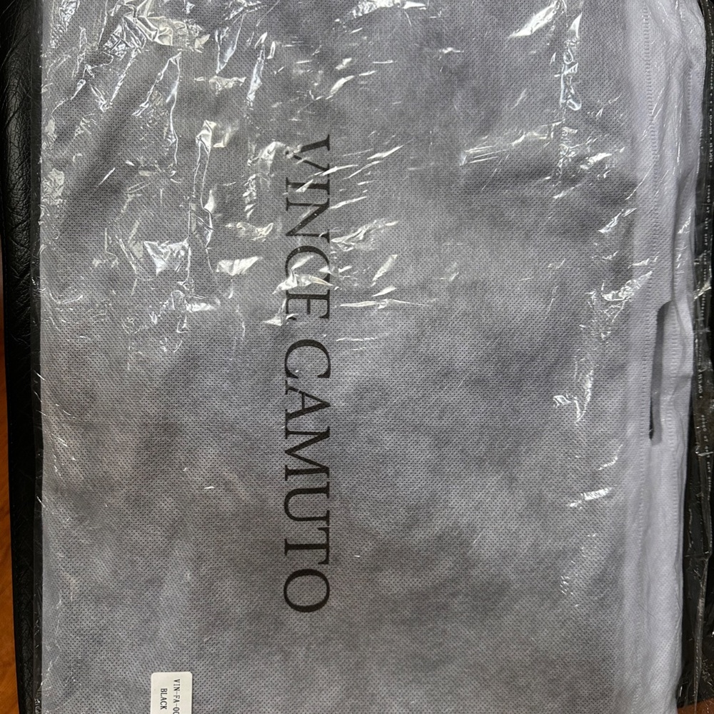 Vince Camuto vegan leather tote - Picture 7 of 7